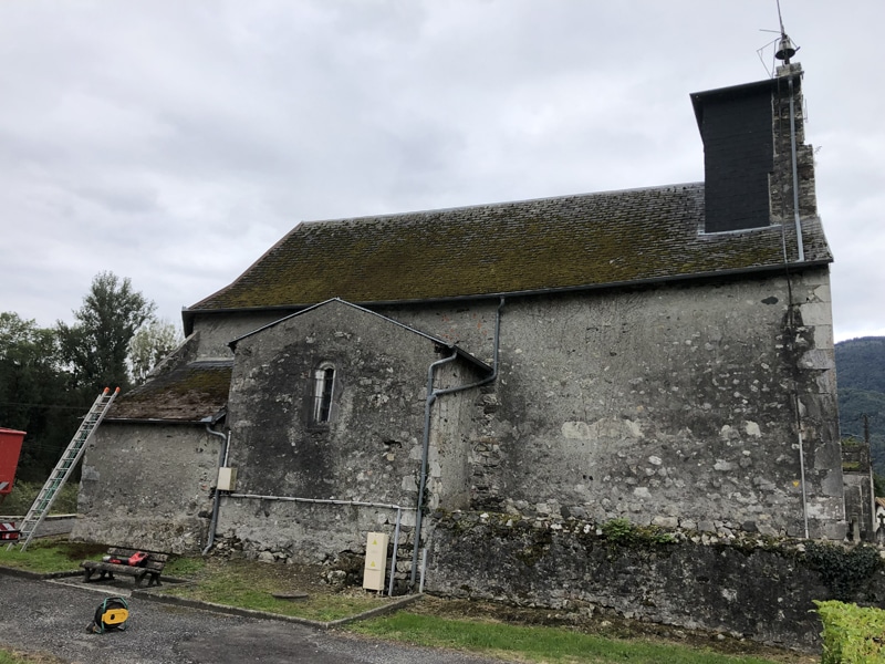 Démoussage toiture Haute Garonne - Traitement hydrofuge toiture Comminges